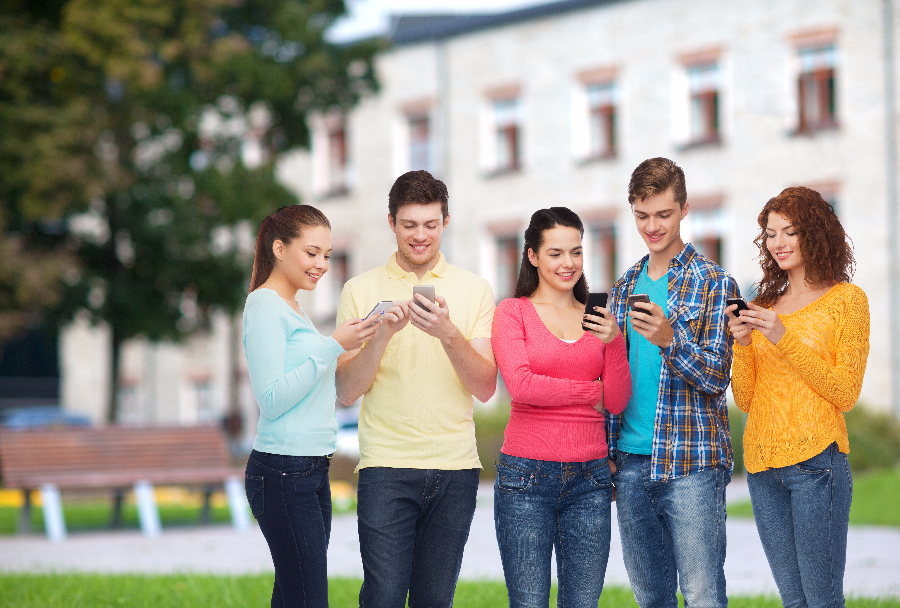 Go Digital to Recruit Students: Colleges and Text Messaging 49 Colleges and text messaging